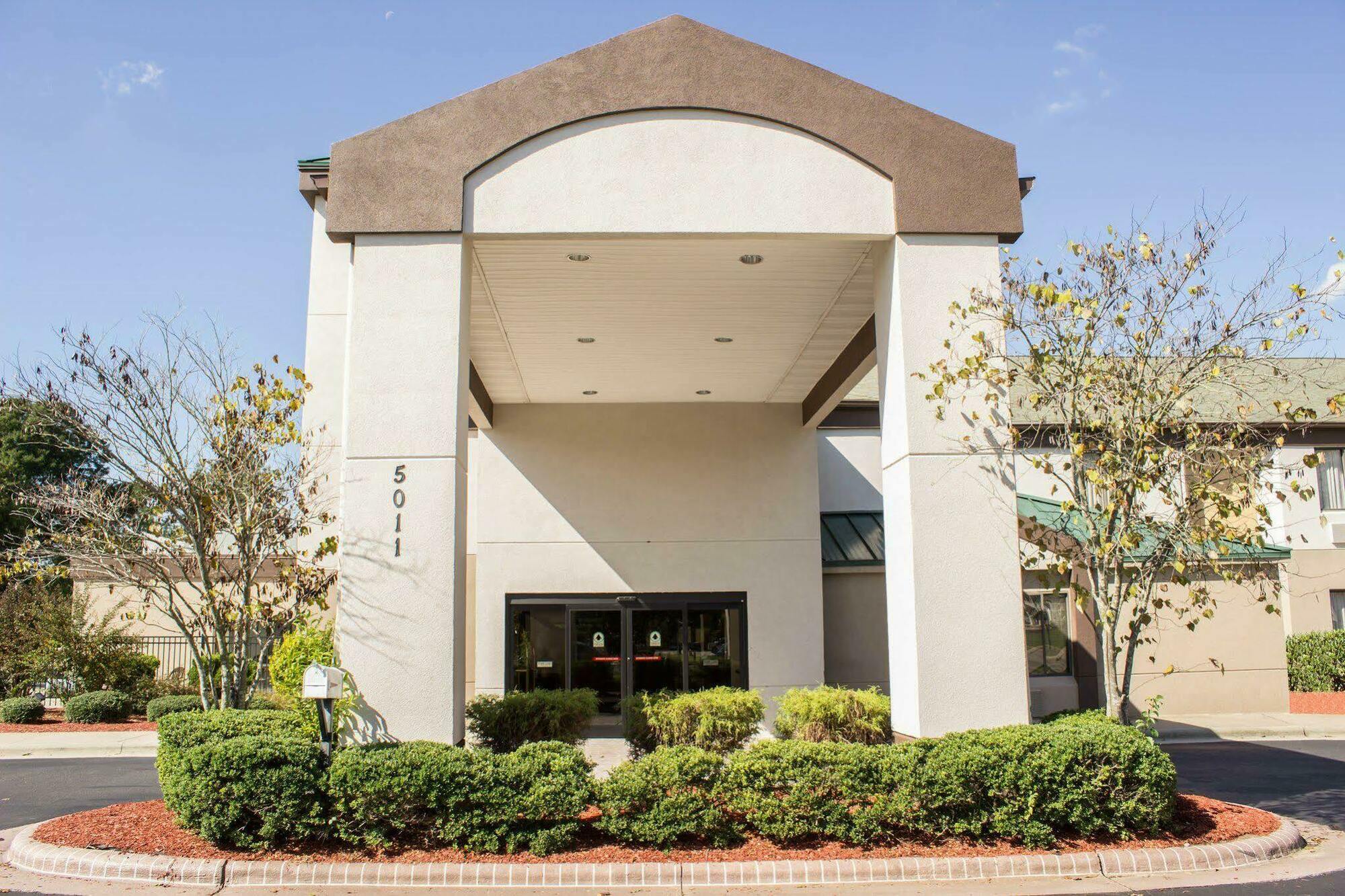 Sleep Inn Wilson Near I-95 Экстерьер фото